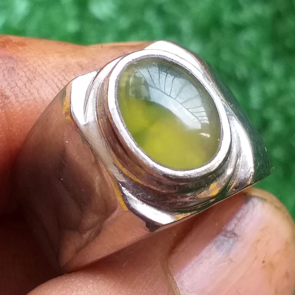 Batu Akik Sungai Dareh Asli Pucuk Pisang Totol Kristal Dim-10 Ring Tanam Elegant