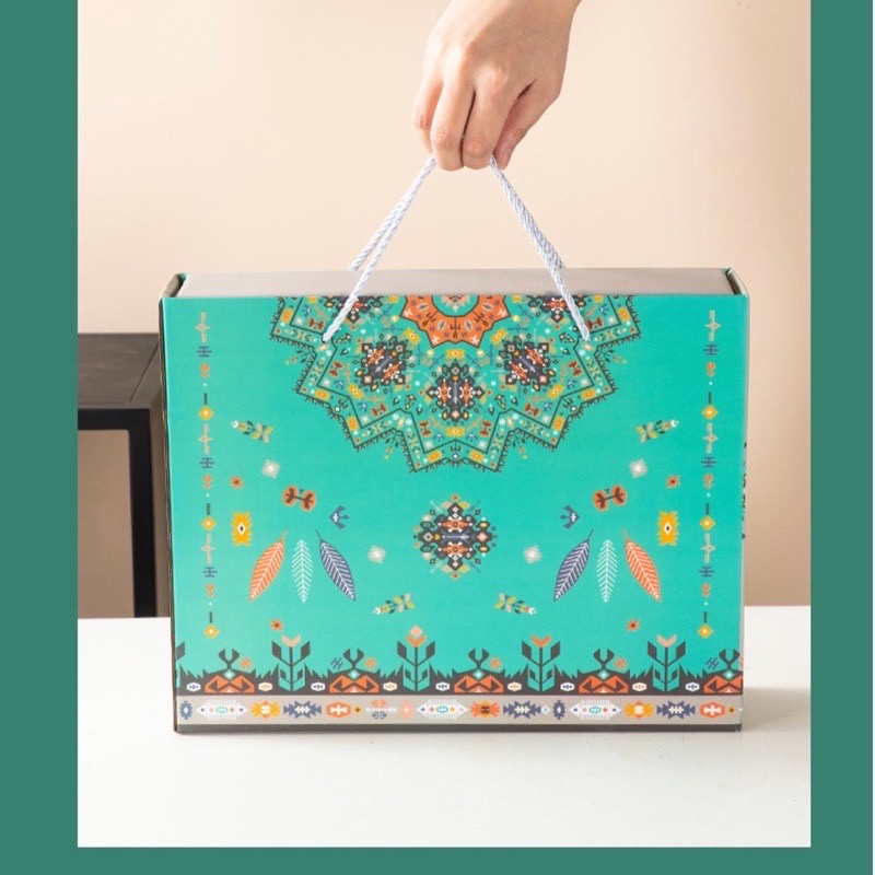 

Hampers kado Birthday / Natal/ Rumah Baru Mangkok piring Set