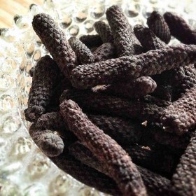 Cabe Jawa Kering (1kg) / Cabe Jamu / Puyeng / Lada Panjang / Piper retrofractum Vahl / Javaneese long pepper