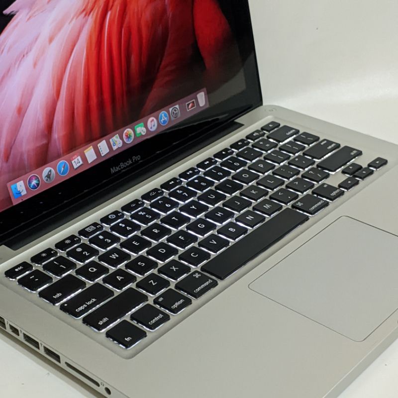 Laptop  original Macbook Pro 13 - core i7 - ram 16gb ssd 512gb