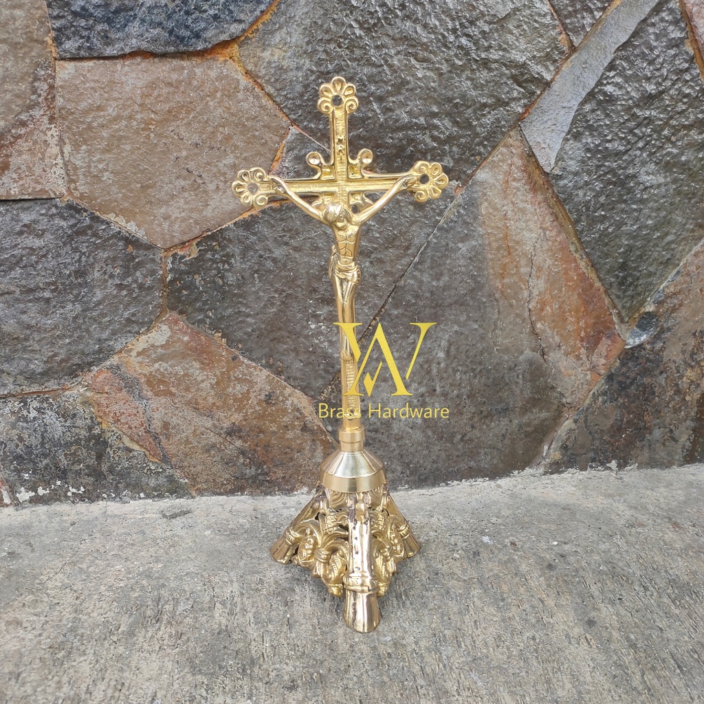 Salib Duduk Kristen Kuningan Salib Meja Yesus Motif Paris Besar 1 Pcs