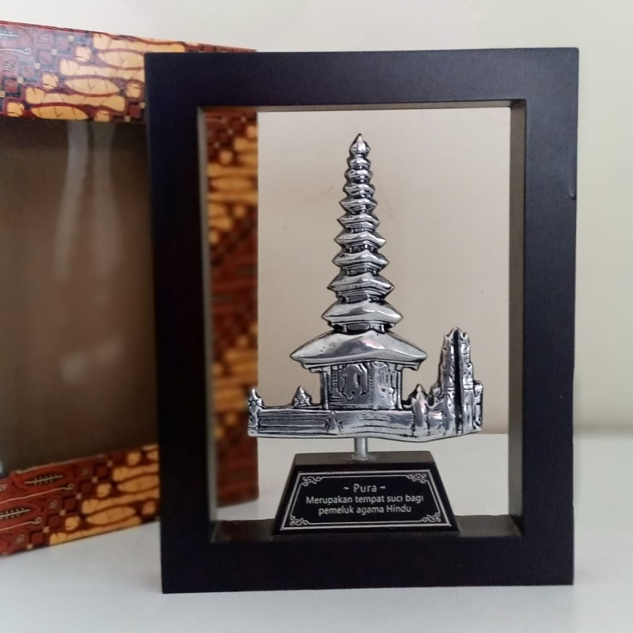 Souvenir Frame Pura Bali Khas Indonesia