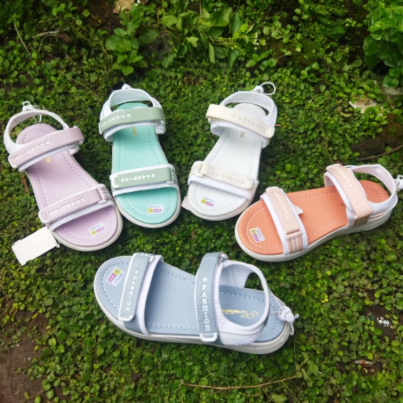 Sandal Gunung Wanita Sandal Outdoor Sandal Casual Original