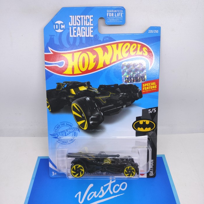 HOT WHEELS TREASURE HUNT BATMAN JUSTICE LEAGUE BATMOBILE HOTWHEELS