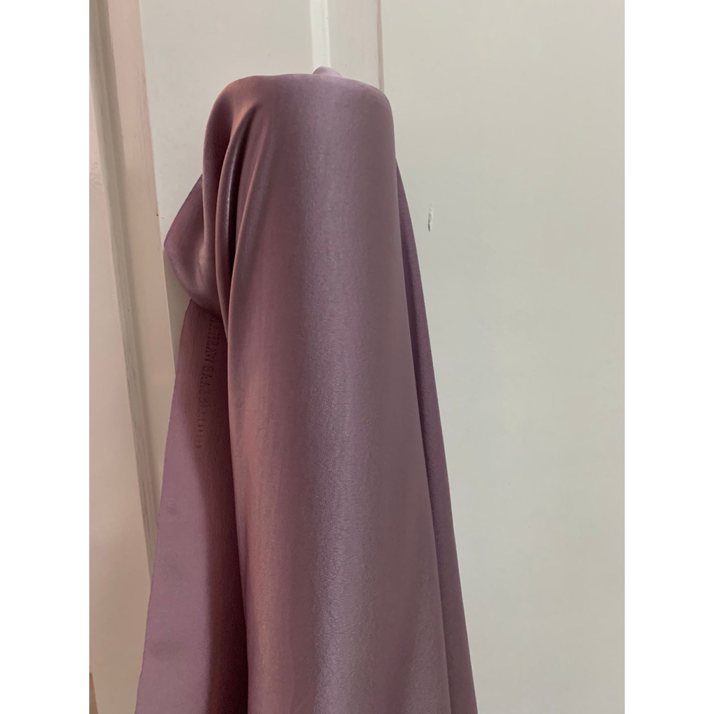 Bahan Kain Satin Premium Maxmara Ungu Taro