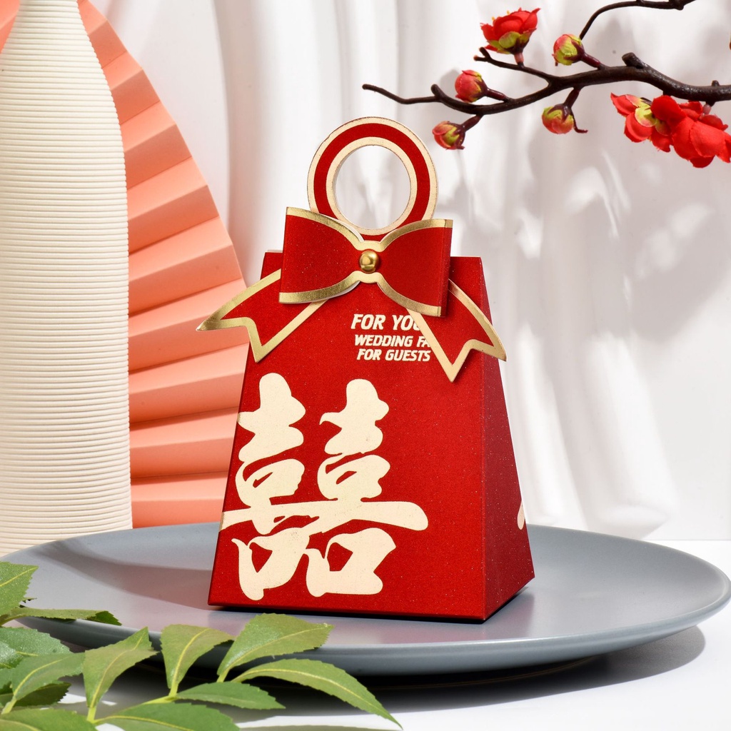 

Abubu - Kotak Souvenir Merah Elegan dengan Pita & Handle – Eksklusif untuk Acara Spesial
