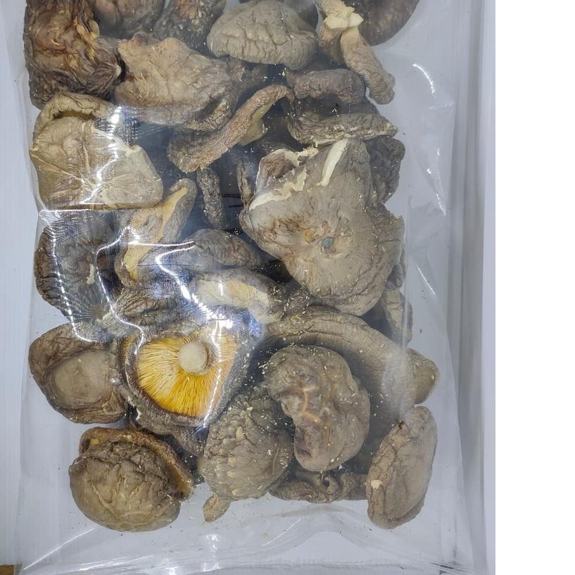 

➽ 250gr r Hioko - Shitake - Kering - Ukuran Besar - Berkualitas Tinggi - Ukuran 5-6 Cm ♗