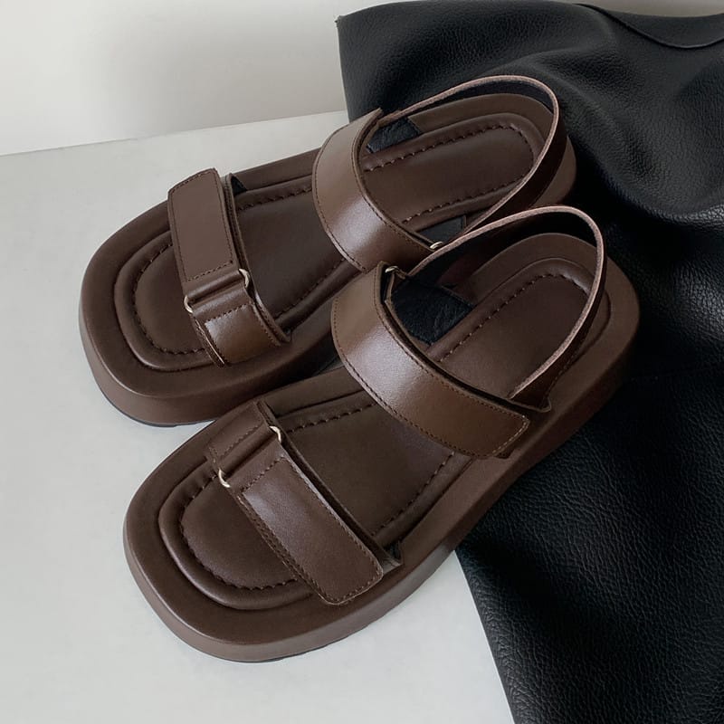 RD 051 SANDAL WANITA BAN2 TALI BELAKANG