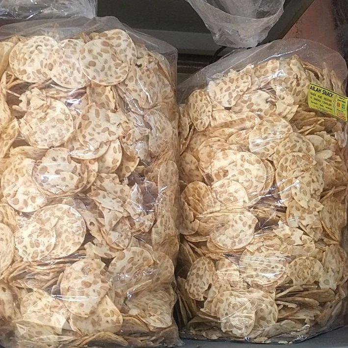 

☚ keripik tempe sagu renyah gurih 1 ball isi 2kg ♫