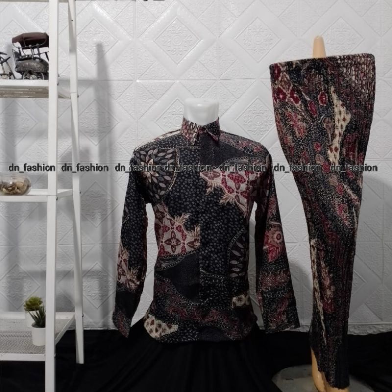 BATIK COUPLE/KEMEJA BATIK COUPLE/BATIK COUPLE LENGAN PANJANG/KEMEJA BATIK/ROK PLISKET BATIK/ROK BATIK/BATIK TERLARIS/TERLARIS