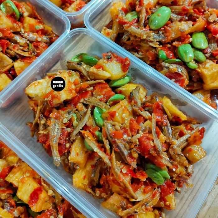 

Balado Kentang Teri Pete