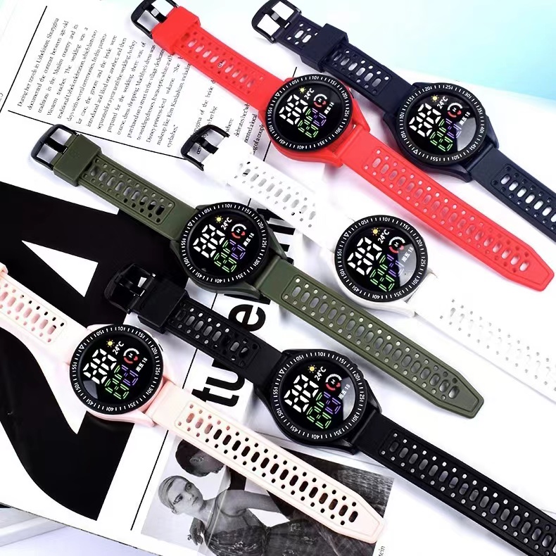 COD Jam Tangan Couple Pria Wanita Watch Free Baterai Digital Rubber Elektronik Touch Screen LED M183