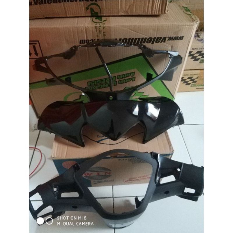 Batok depan totok depan revo absolute hitam