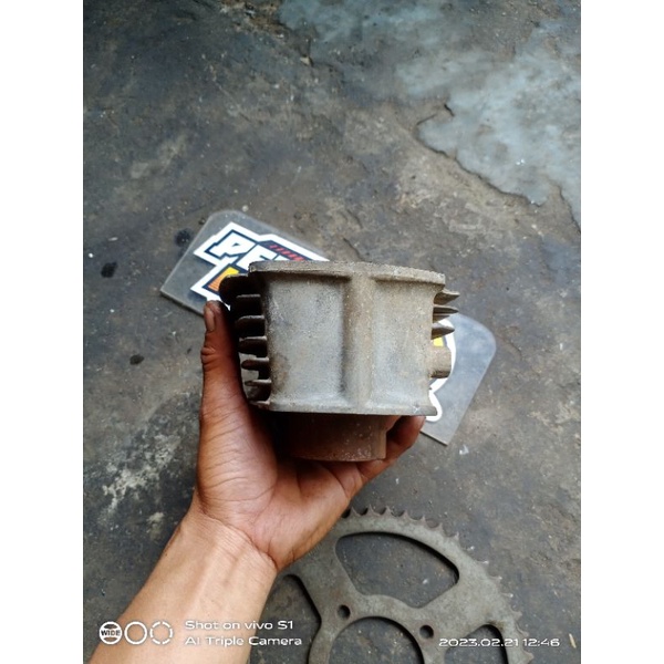 blok block seher piston cb 100 kiri non sirip bukan ori bahan jamur