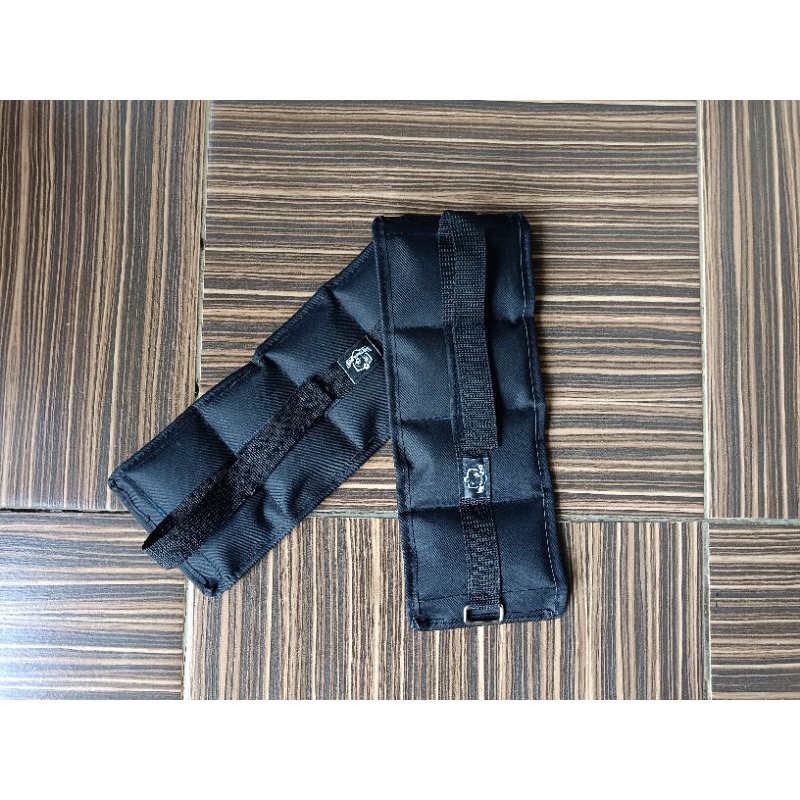 0PEMBERAT KAKI 2 KG/ BENDING KAKI / SEPASANG PEMBERAT KAKI 2 KG