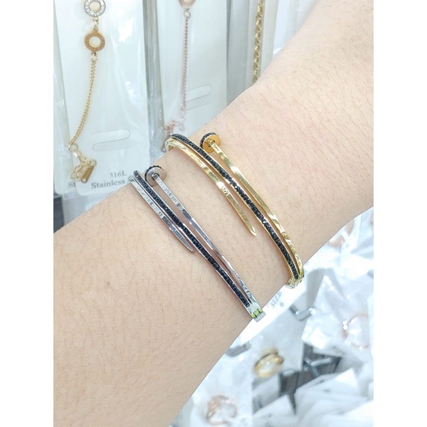 gelang model paku permata  fashion terbaru titanium anti karat anti luntur