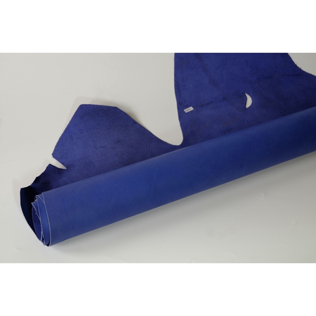 kulit sapi lembaran vegetan color blue ketebalan 1-1.2 mm
