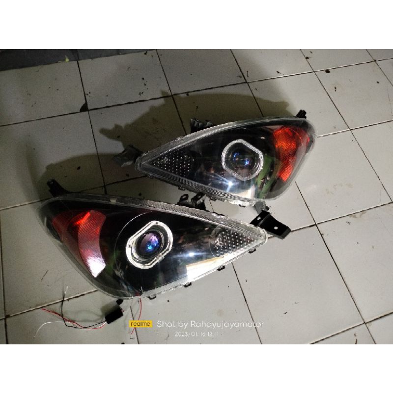 lampu Innova lama custom biled UPS