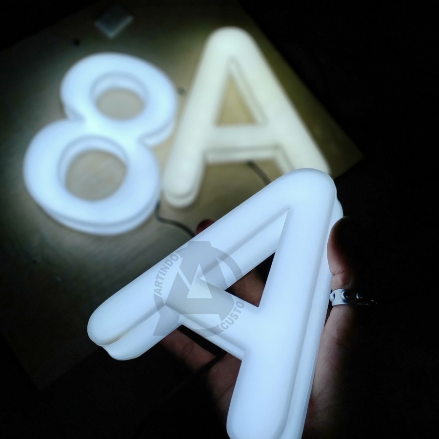 HURUF TIMBUL AKRILIK CUSTOM LAMPU LED BERGARANSI