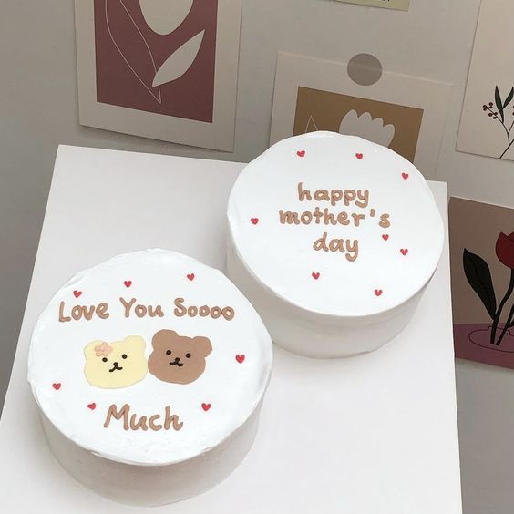 

(SAMEDAY ORDER) KOREAN MINI CAKE ON BOARD BY NEMO BAKES