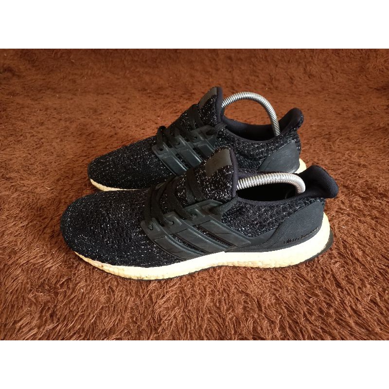 SEPATU SECOND ORIGINAL ADIDAS ULTRA BOOST BLACK SIZE 41,5 RUNNING SEPATU LARI
