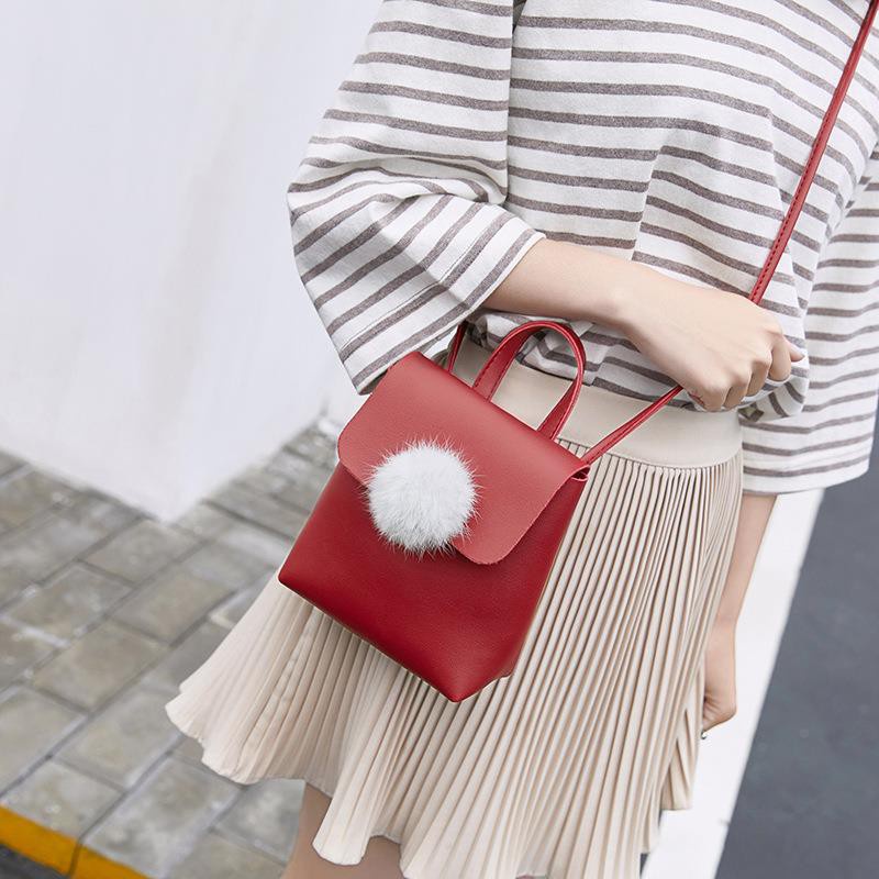 FYGALERY FYG1319 Sling Bag Wanita Pompom Tas Selempang Perempuan Polos Murah