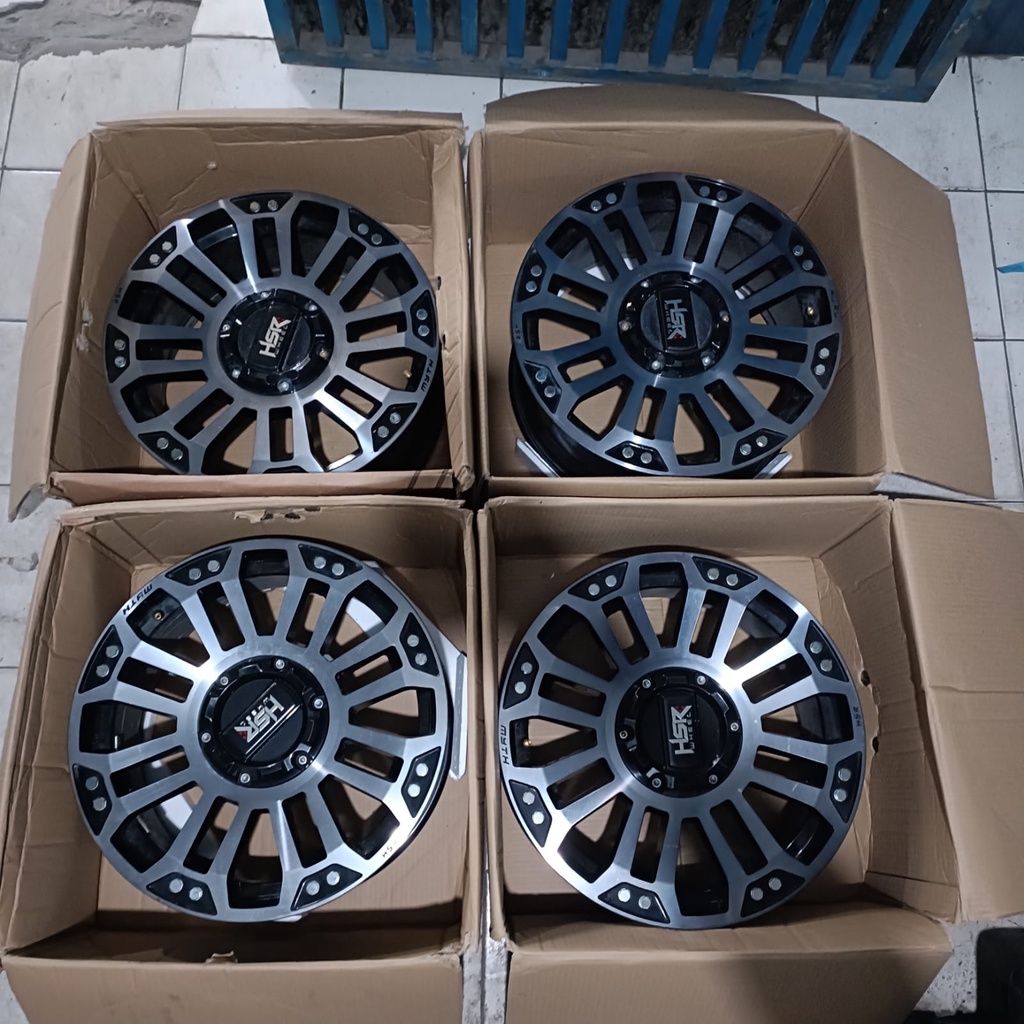 VELG MOBIL BEKAS HSR MYTH05 RING 18 LEBAR 8 LUBANG 6 ET 20