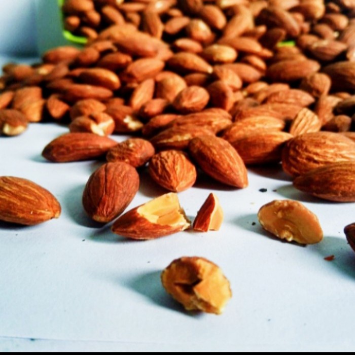 

kacang almond panggang original 500 gram