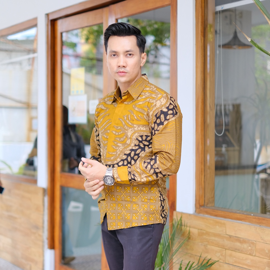 KEMEJA HEM BATIK PRIA..ATASAN PRIA BAJU BATIK LENGAN PANJANG LAPIS FURING KATUN PREMIUM WATU KAWUNG