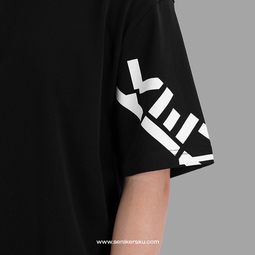 Kenzo Sleeve Cross Logo Black Tee