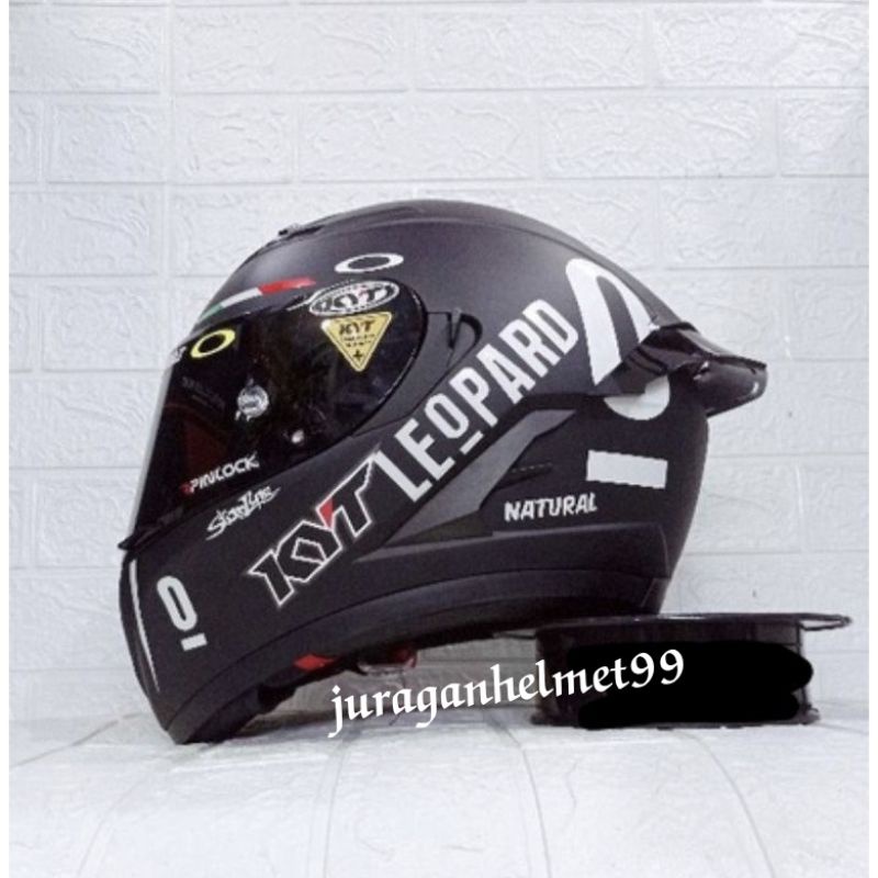 helm full face KYT Falcaon black doff paket ganteng leopard