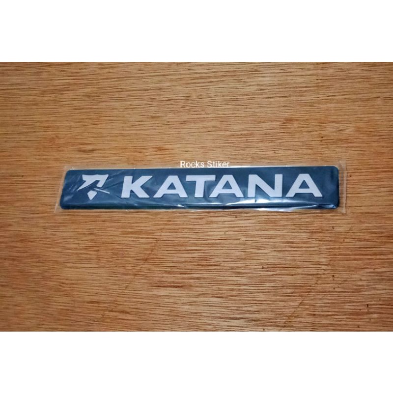 Emblem Logo Mobil Suzuki Katana Jeep hitam silver satu set kanan dan kiri / Emblem Logo Suzuki Katan