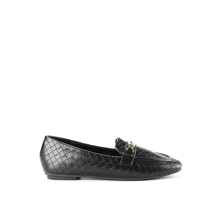 Sepatu Flat Peter Keiza Original bernuansa monokrom dengan detail braided textured untuk classy styl