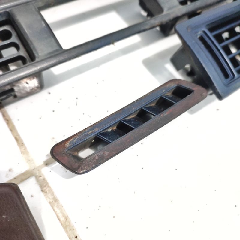kisi kisi kecil AC samping dashboard Honda Civic excellent 1983 83 bekas ORI copotan