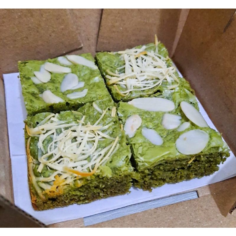 

Sekueca Brownies Panggang Macha 10x10 / Matcha Brownies