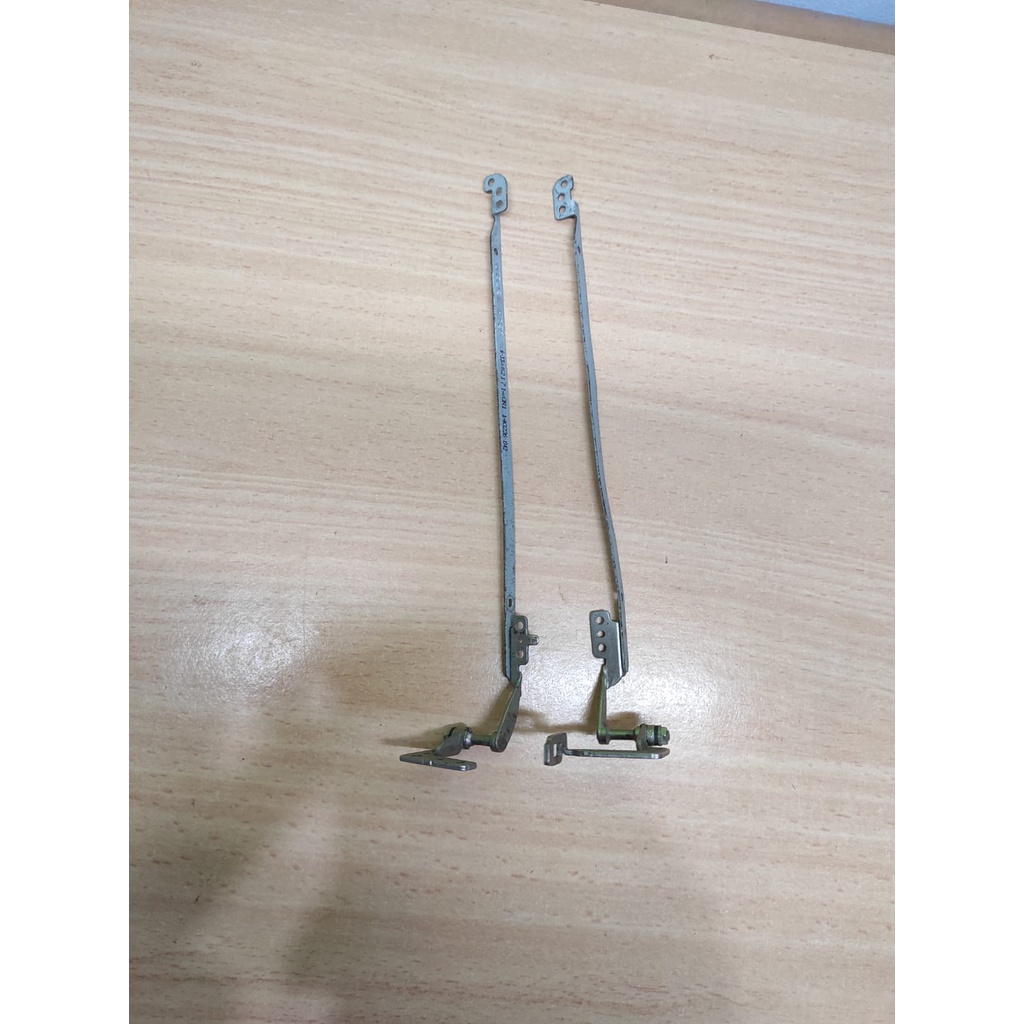 Engsel Hinge Notebook Axioo Pico CJM W217CU