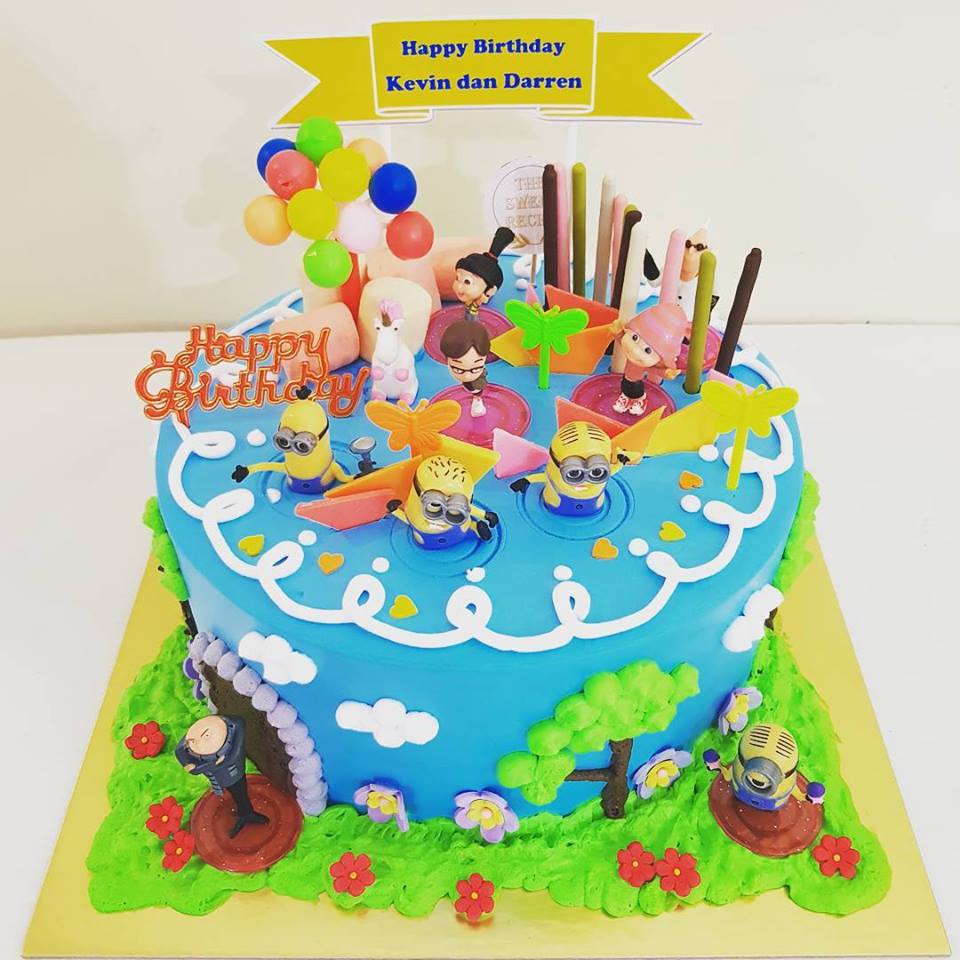 

Kue Minion
