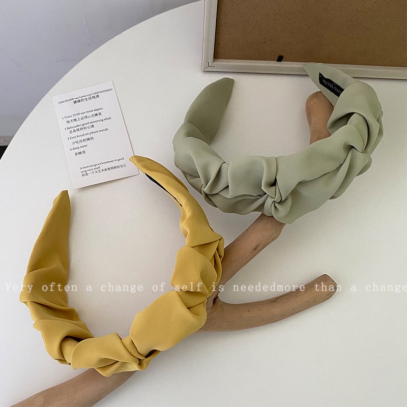 Bando Wanita Korea Bando Awan Scrunchie Warna Polos Hair Accessories Bando Awan Scrunchie Headband Bandana Scrunchie Kain Katun Pastel Premium Dasi Kupu-kupu