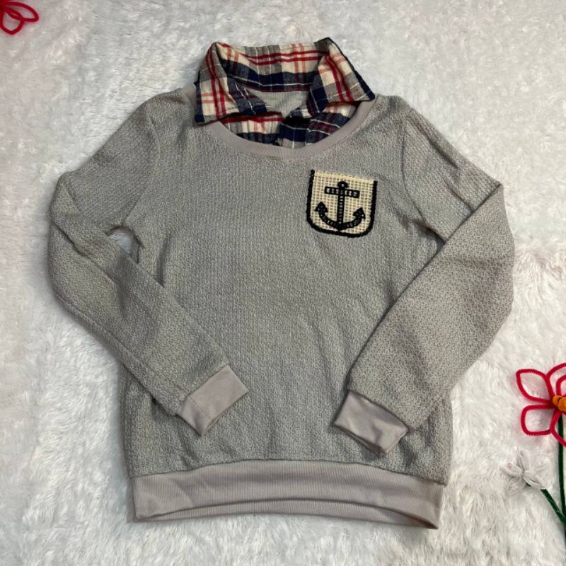 Pre loved Sweater vest Tartan Abu Pekanbaru