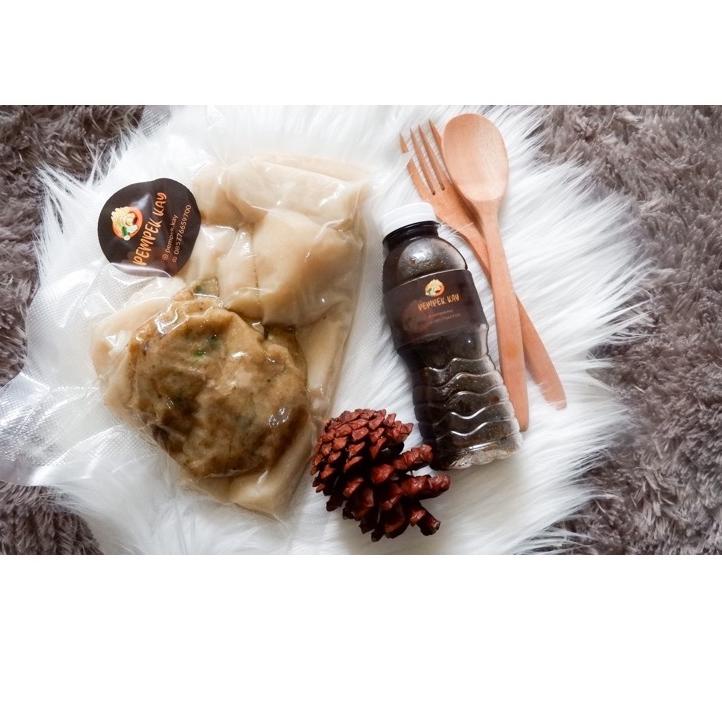

♡ Pempek Paket Lengkap 100K ✮