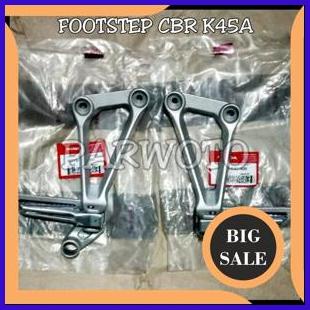 suku cadang SET Holder Pillion Step Assy Footstep Foot Step Postep Belakang CBR 250R 150R K45A Ori -
