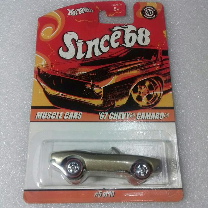 HOT WHEELS 67 CHEVY CAMARO. CARD SINCE 68 SERIE. OPEN HOOD. FULL BESI
