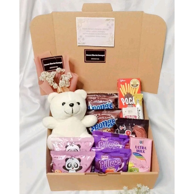 

GIFT BOX KADO ULTAH CEWE HAMPERS CEWE KADO ANNIVERSARRY AESTHETIC MURMER