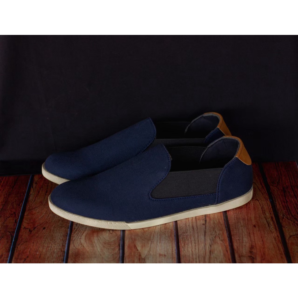 Sepatu Casual Slip On Pria KANVAS PREMIUN Original Sepatu SLIP ON Kasual PRIA slop SANTAI NONGKRONG PANSUS FASHION TRANDY KEKINIAN