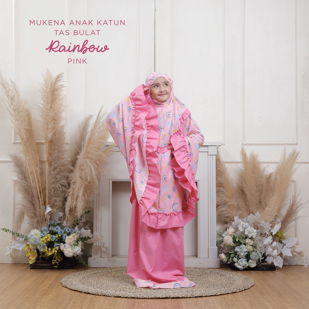 PUSAT MUKENA TASIK - MUKENA ANAK KATUN MOTIF RAINBOW PINK (TAS BULAT &amp; TAS SAJADAH)