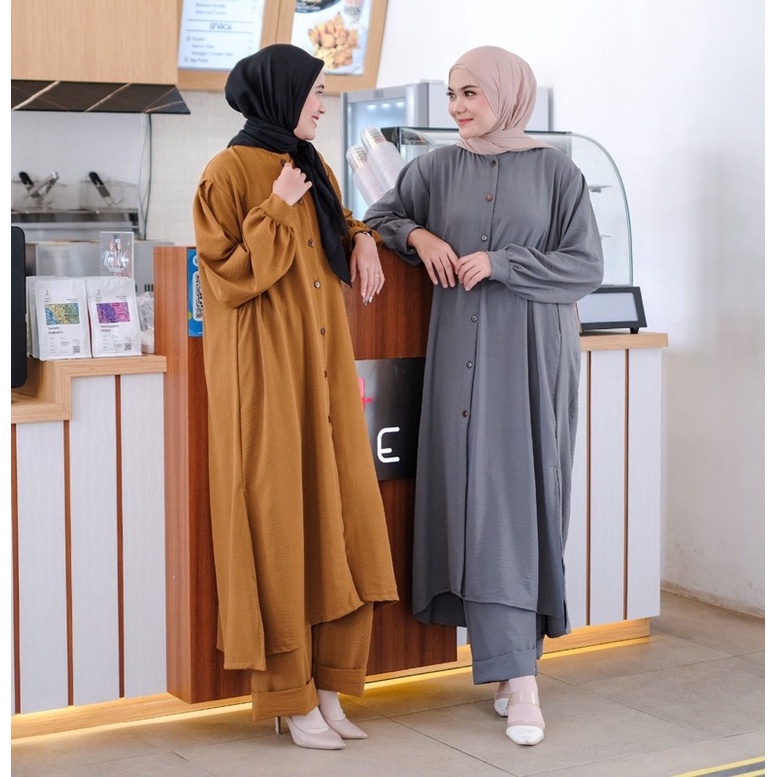 Vente Daily Divya Oneset / Setelan Muslim Wanita Long Tunik Full Kancing LD 116 / One Set Jumbo Crinkcle Polos Divya Oneset #2 LD 120