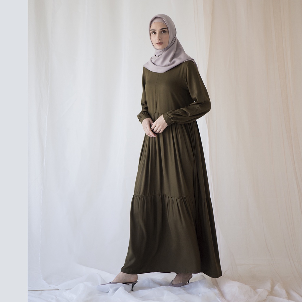 Kayana by Aska Label - Gamis wanita dress Muslim busui friendly dengan detail ruffle warna Hitam, Latte, Olive, Navy