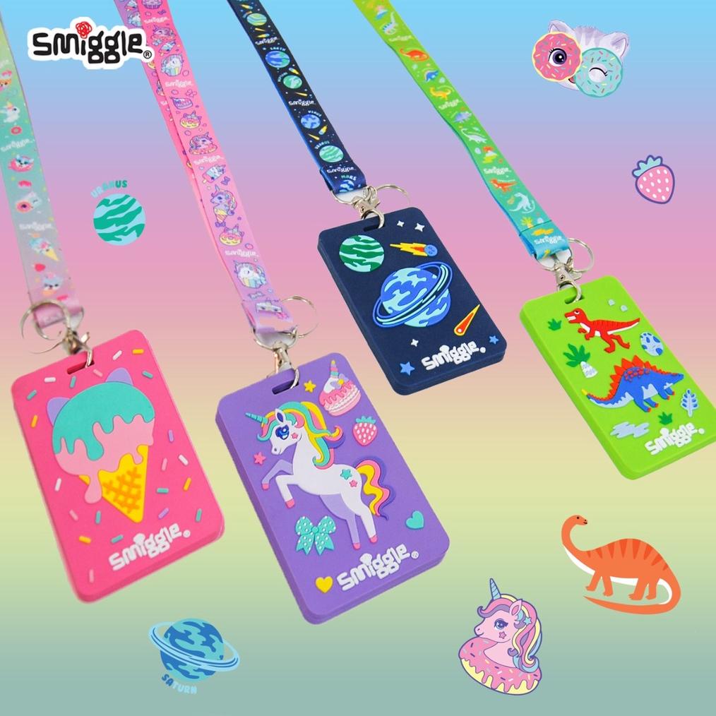 

SMIGGLE ID/ NAMETAG RUBBER WITH LANYARD 443172