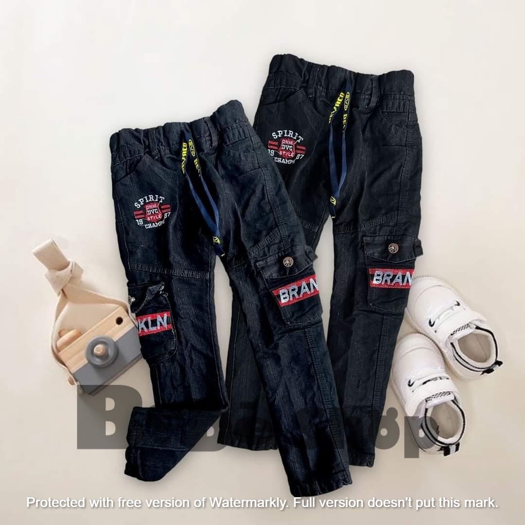 Celana jeans anak laki-laki bahan denim warna hitam usia 3  sampai 12 tahun