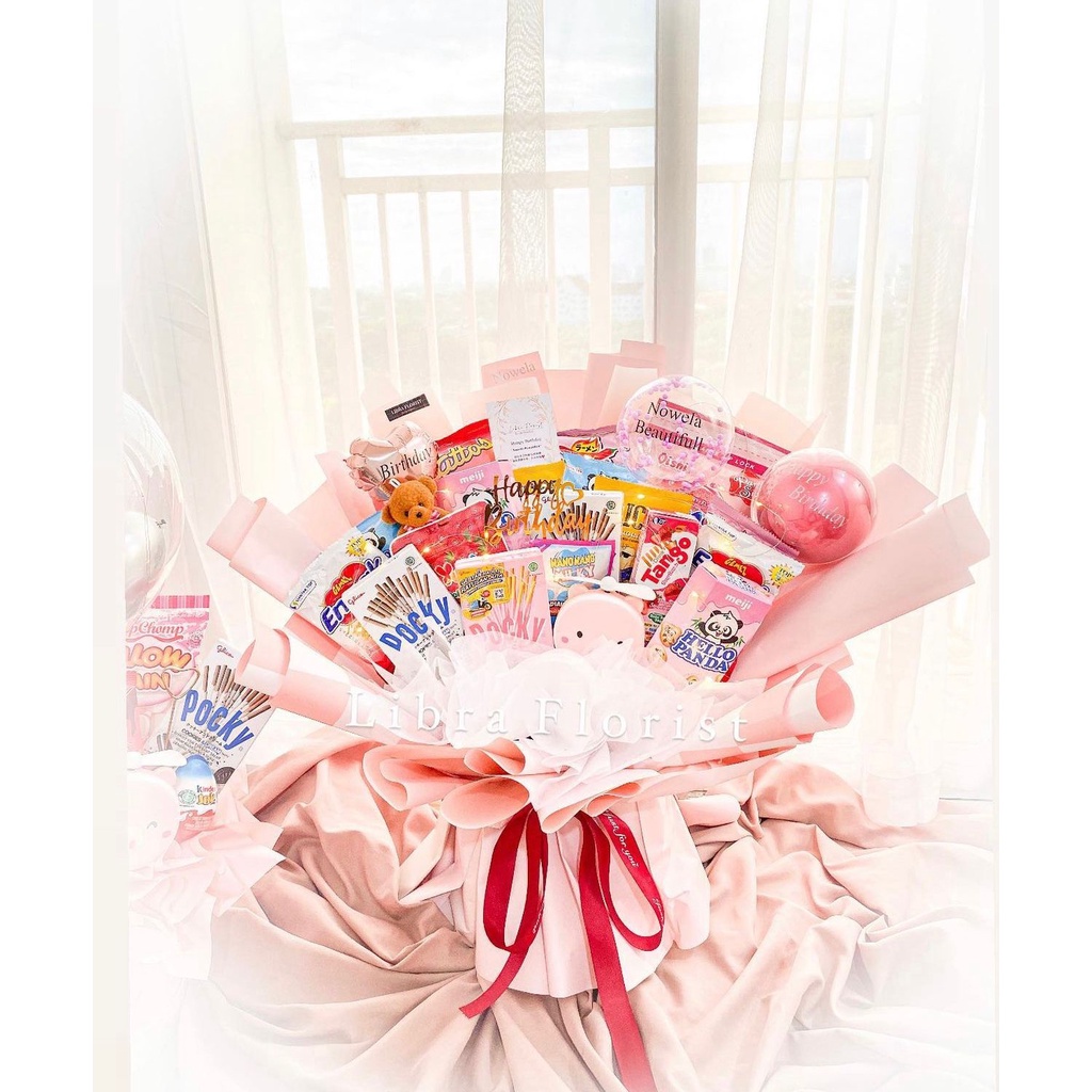 Snack Bouquet / Birthday gift / Wisuda Gift , hadiah ulang tahun anak , bouquet snack, Request thema